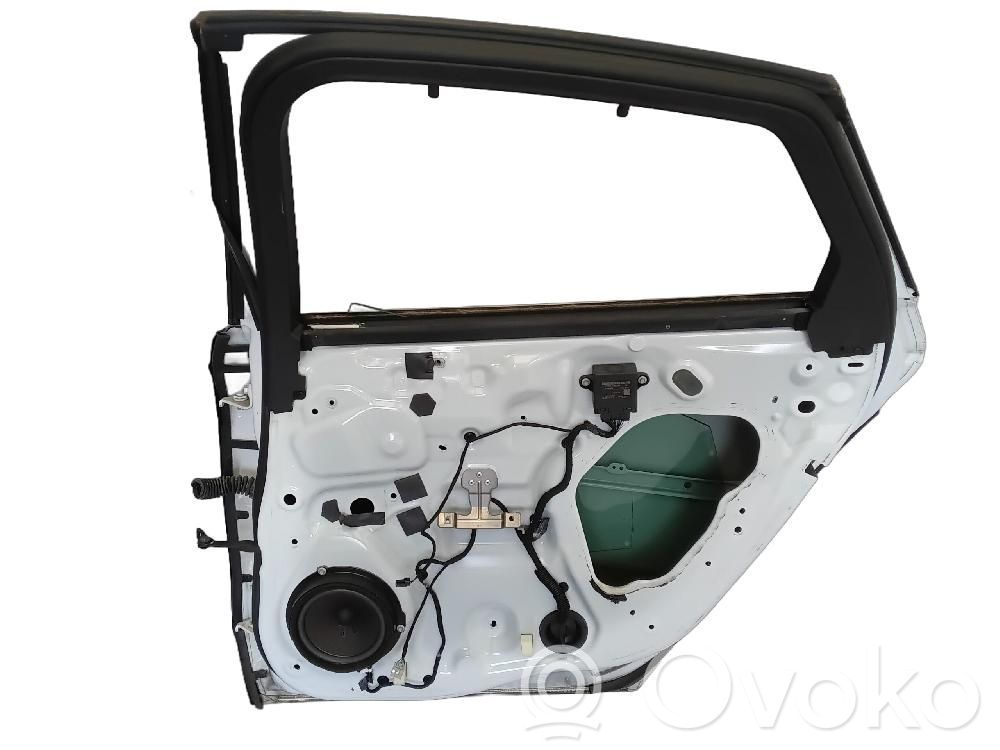 Ford Mondeo MK V Puerta trasera 