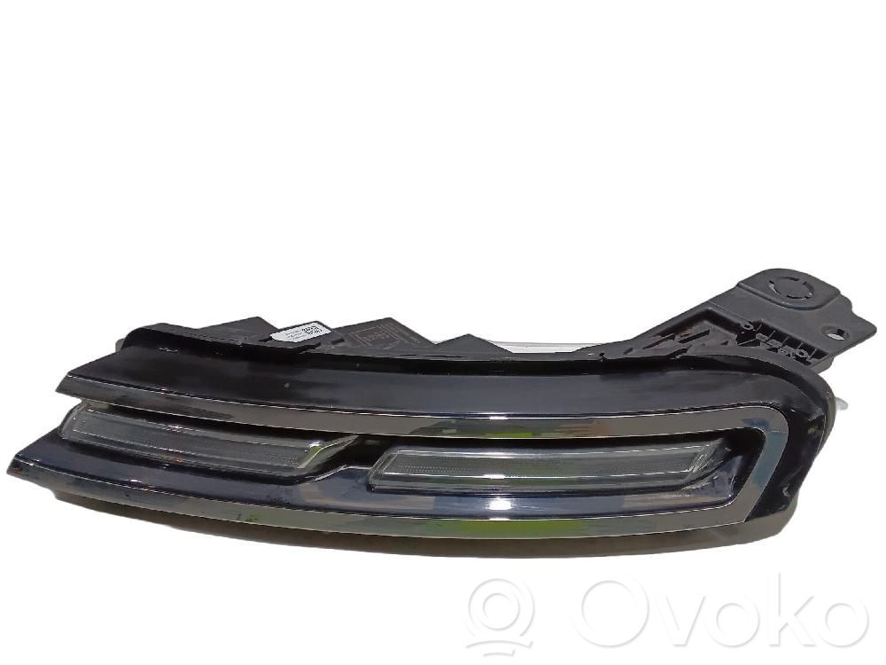 Citroen C5 Aircross Proiector lumini zi LED 