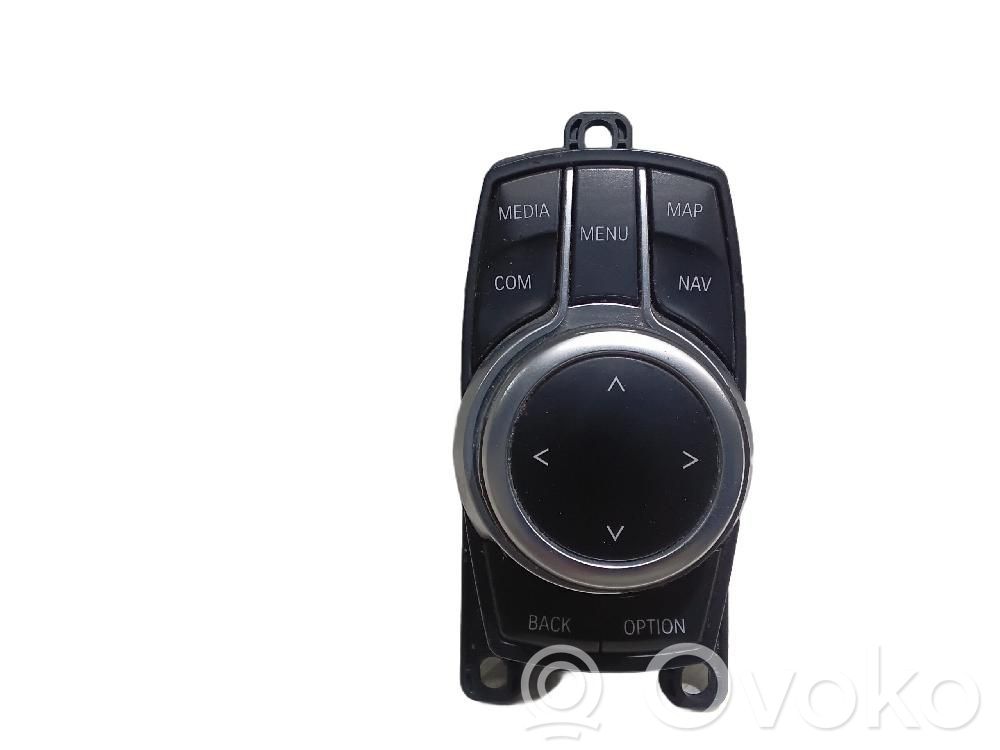 BMW X1 F48 F49 Przyciski multifunkcyjne 
