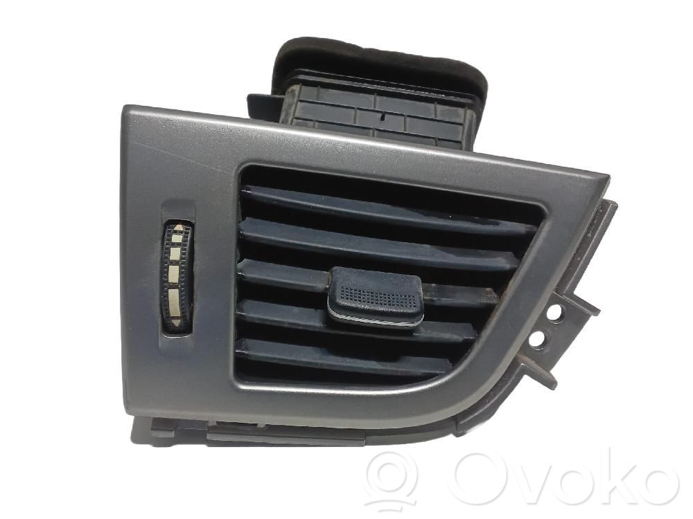 Rejilla de ventilación central del panel   97480A6000