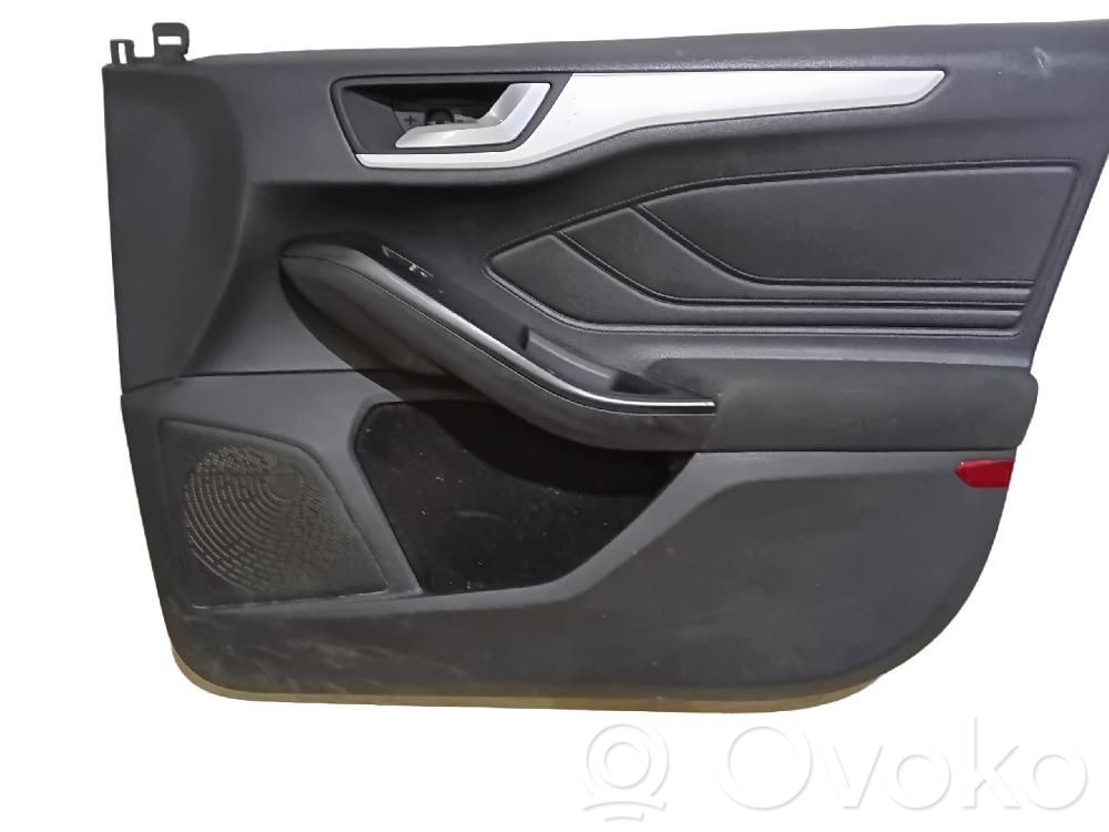 Ford Focus Rivestimento del pannello della portiera anteriore 