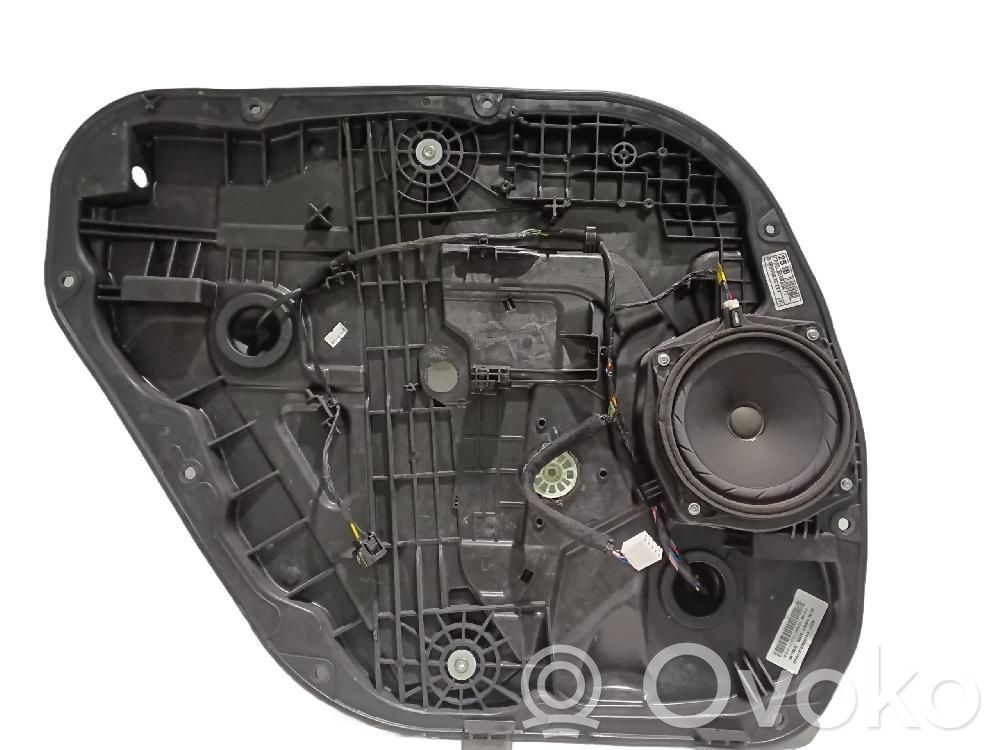 KIA Carens III Regulador manual de la ventanilla trasera