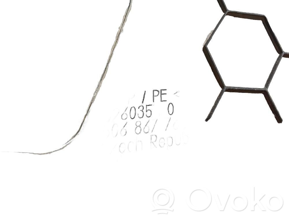 Sitzverkleidung   5G6867765E