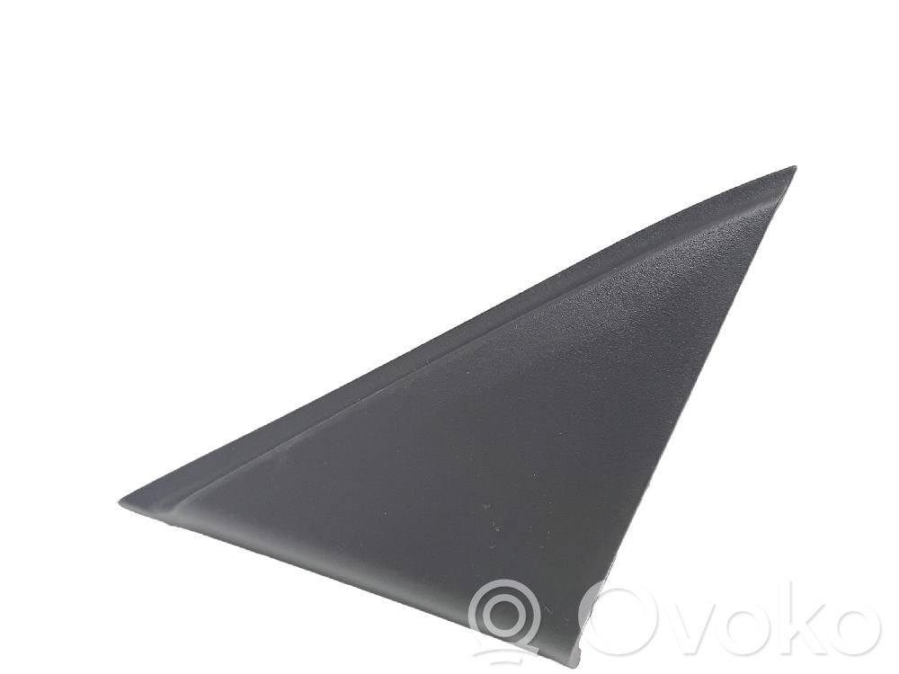 Peugeot 208 II Rivestimento della portiera anteriore (modanatura) 