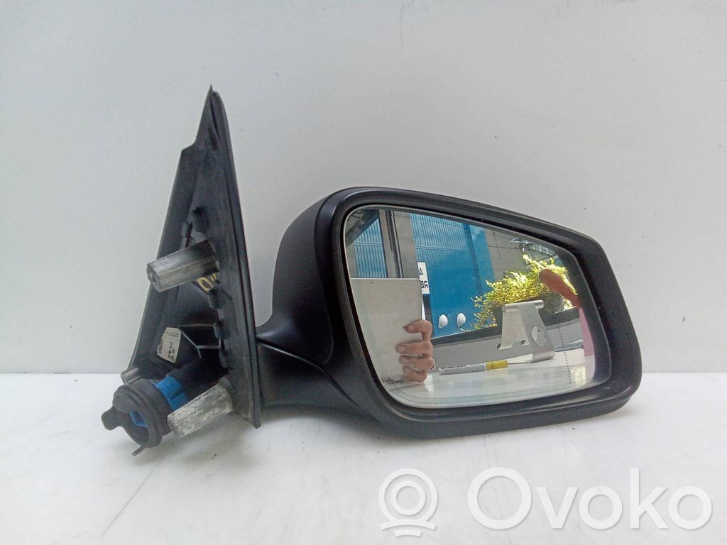 BMW 5 F10 F11 Elektryczne lusterko boczne drzwi przednich 