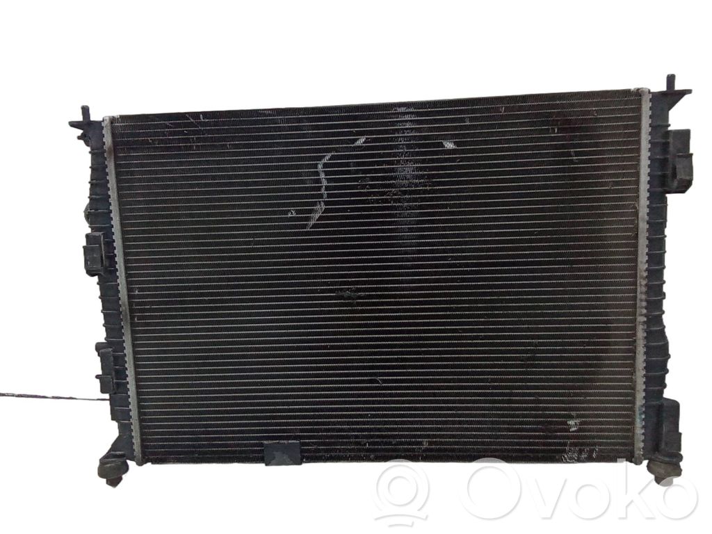 Nissan Qashqai+2 Radiateur de refroidissement