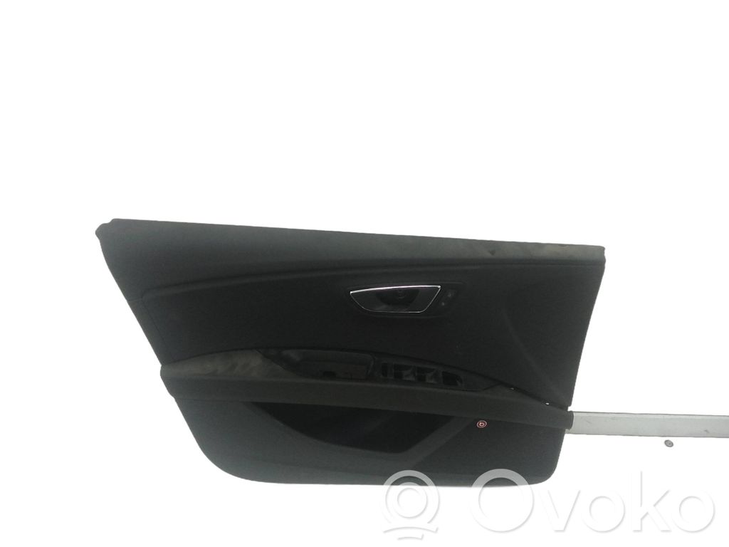 Seat Leon (5F) Etuoven verhoilu