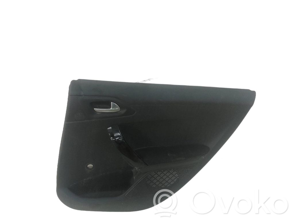 Peugeot 208 I Takaoven verhoilu 