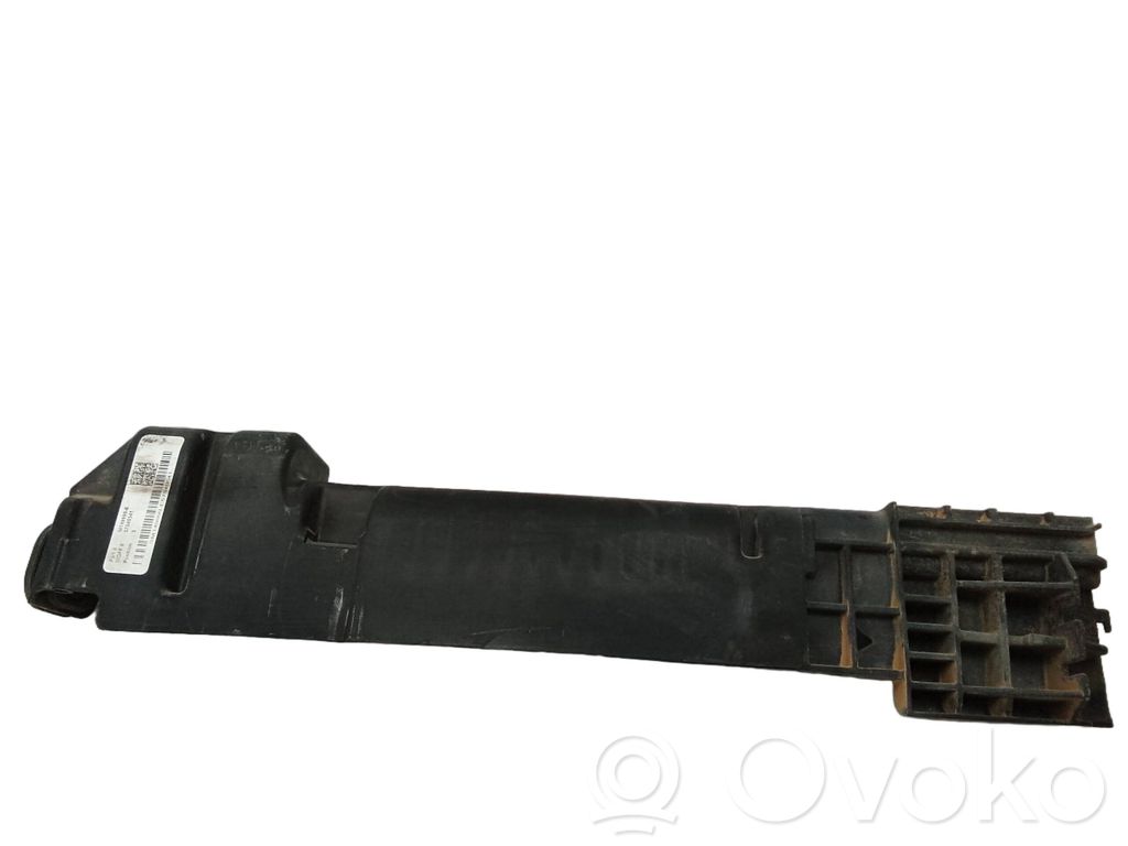 BMW X3 F25 Soporte antisalpicaduras delantero 