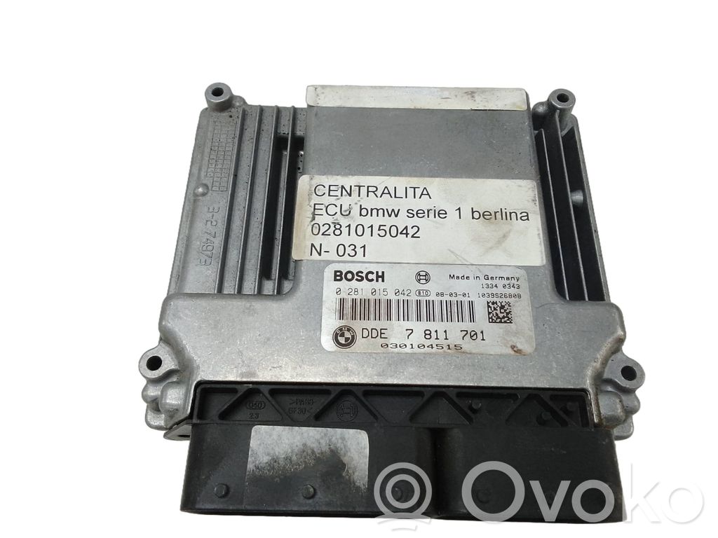 BMW 1 E81 E87 Calculateur moteur ECU 