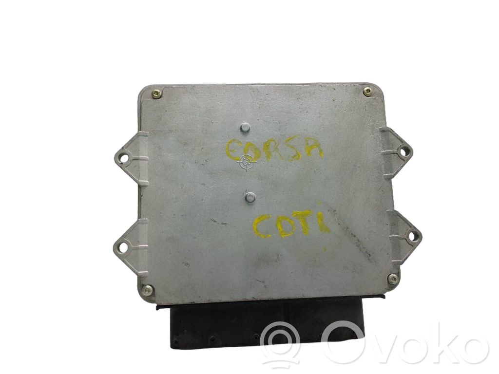 Opel Corsa C Moottorin ohjainlaite/moduuli 
