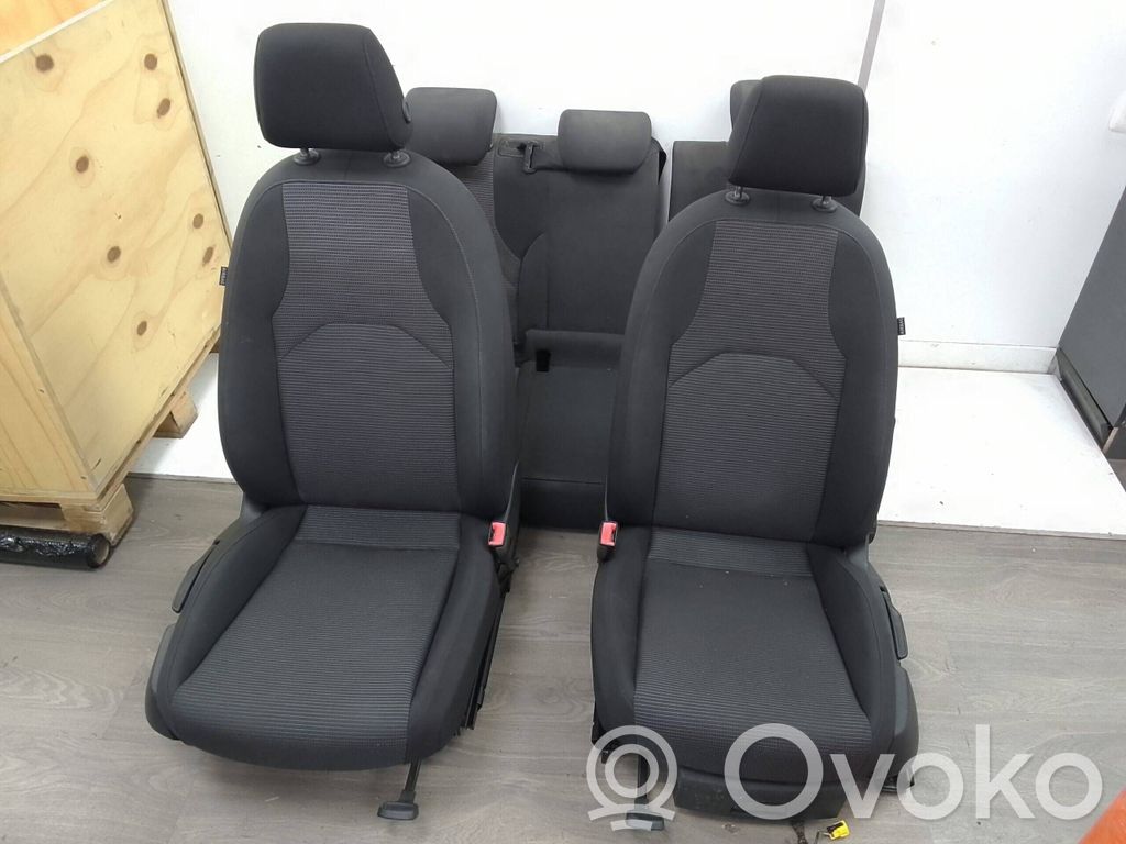 Seat Leon (5F) Set de interior 