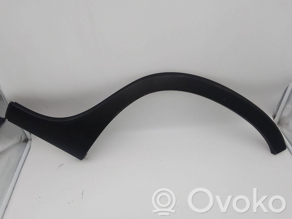 Fiat 500L Spoiler del portellone lunotto posteriore