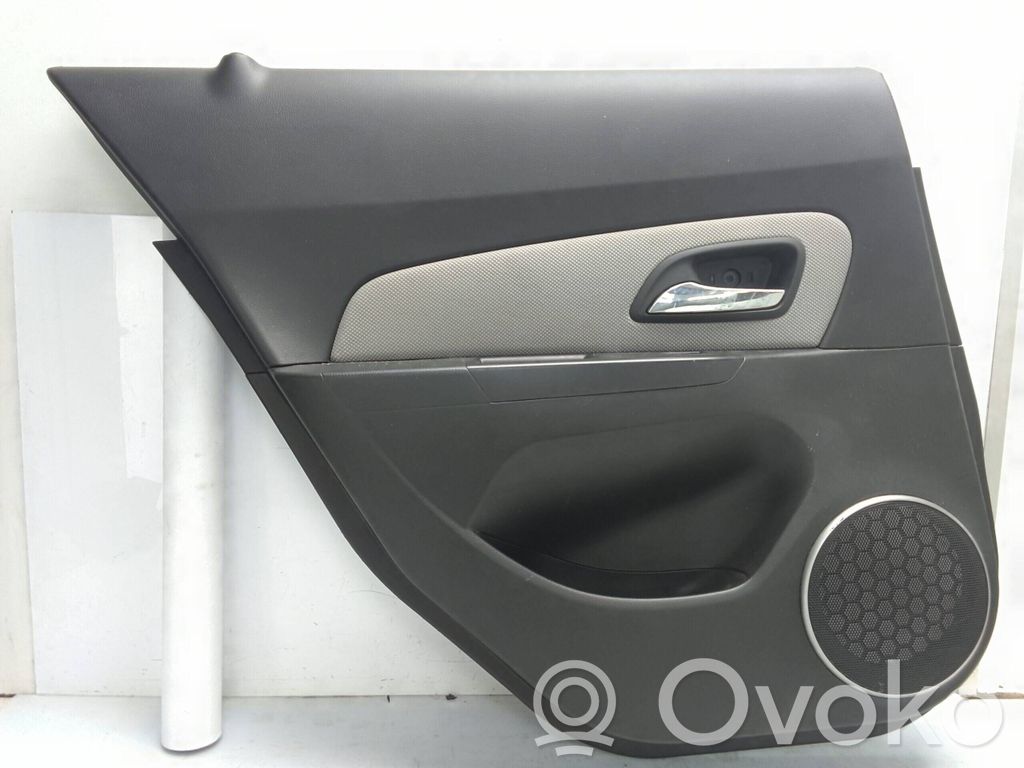 Chevrolet Cruze Garniture panneau de porte arrière