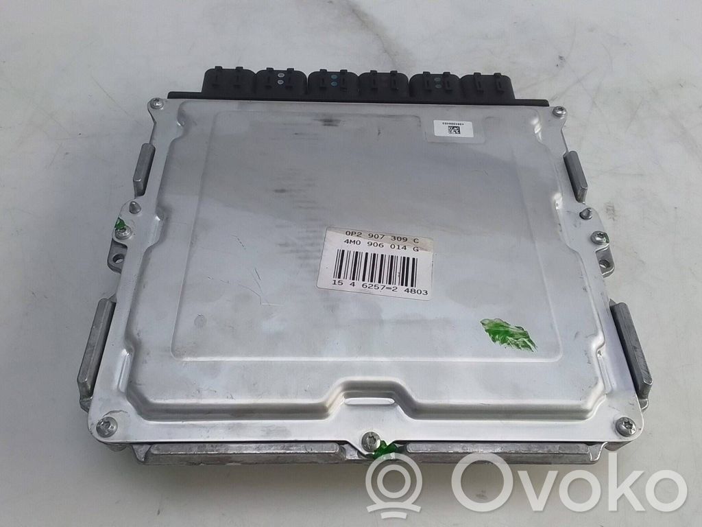 Audi Q8 Moottorin ohjainlaite/moduuli 