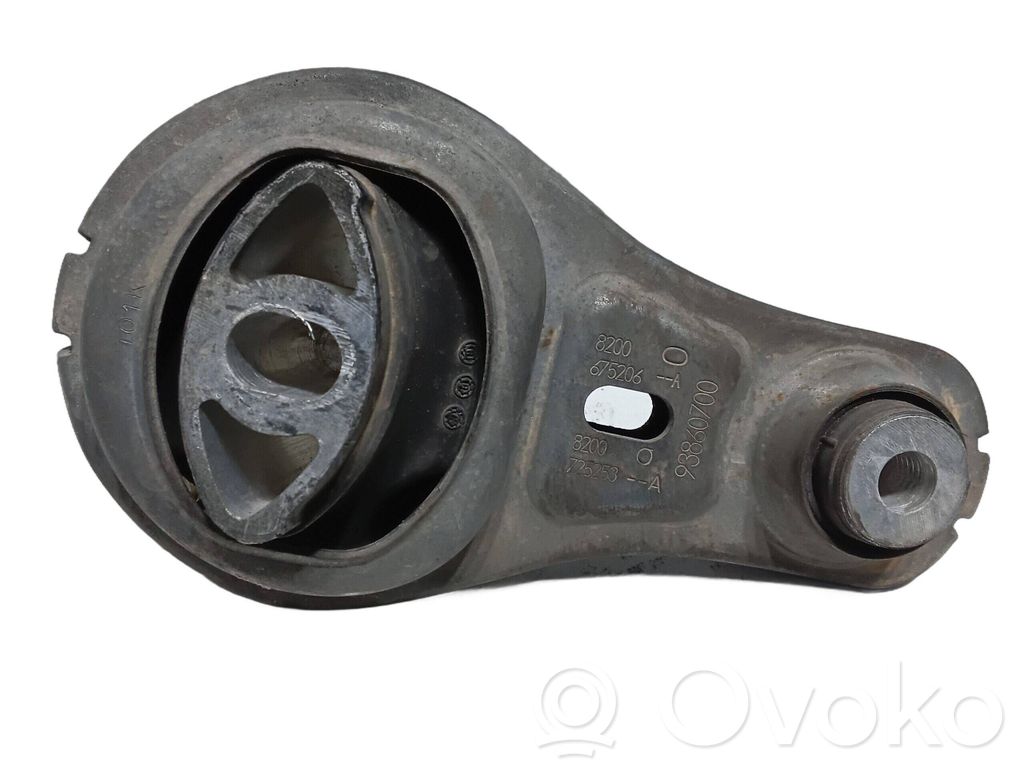 Renault Master III Support de garde-boue avant