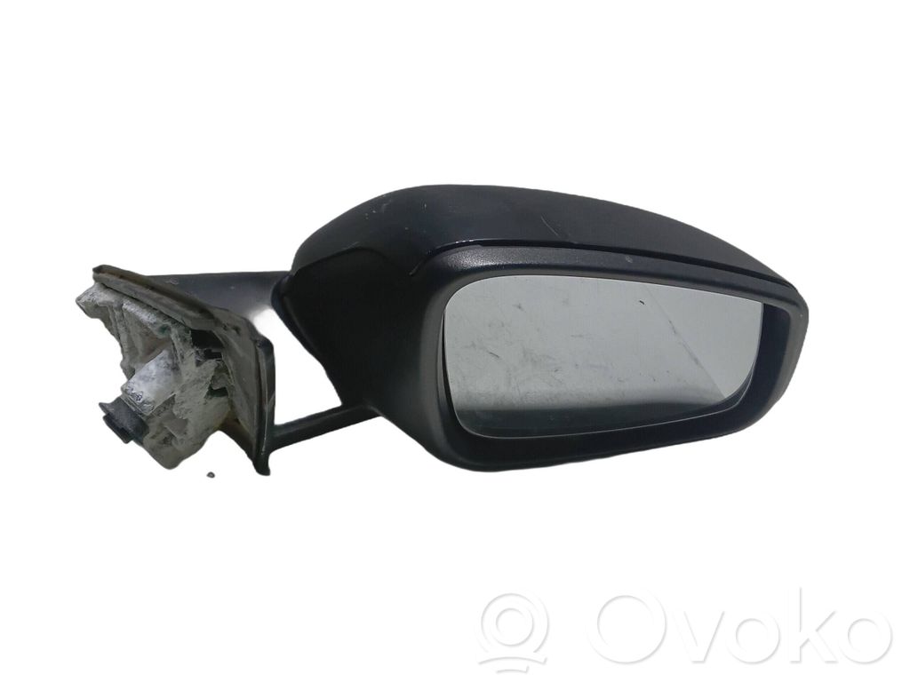BMW X1 F48 F49 Elektryczne lusterko boczne drzwi przednich 