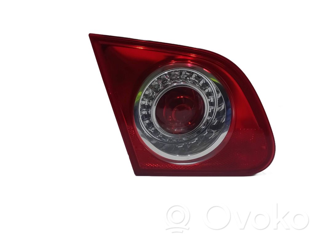Volkswagen PASSAT B6 Lampa tylna 