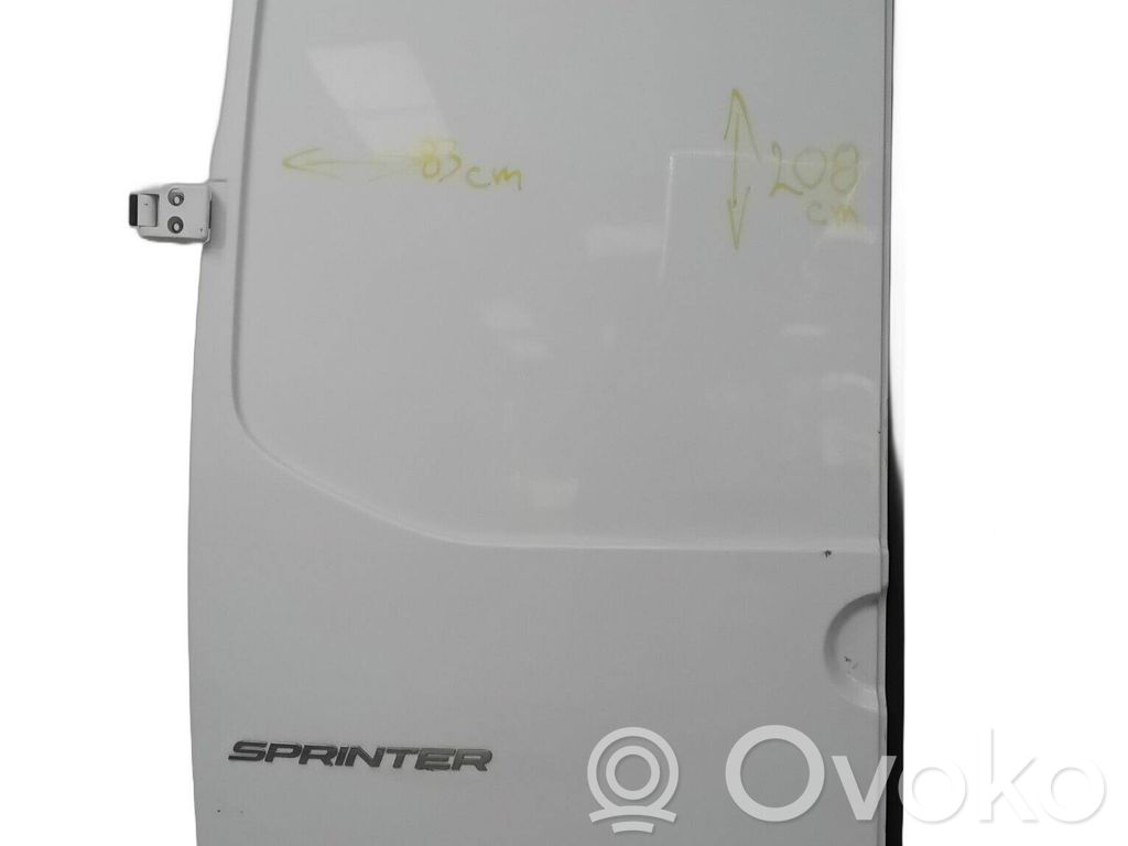 Mercedes-Benz Sprinter W907 W910 Takaluukun/tavaratilan kansi 