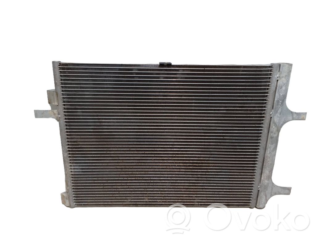 Peugeot 3008 III Radiateur de refroidissement