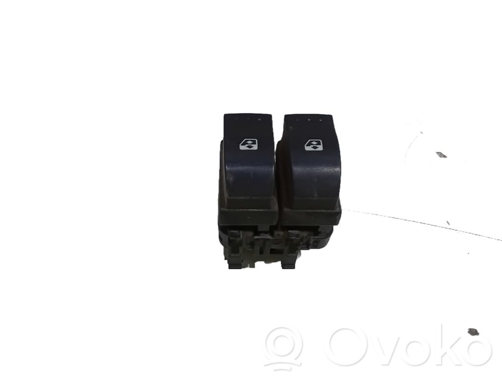 Renault Clio II Otros interruptores/perillas/selectores 