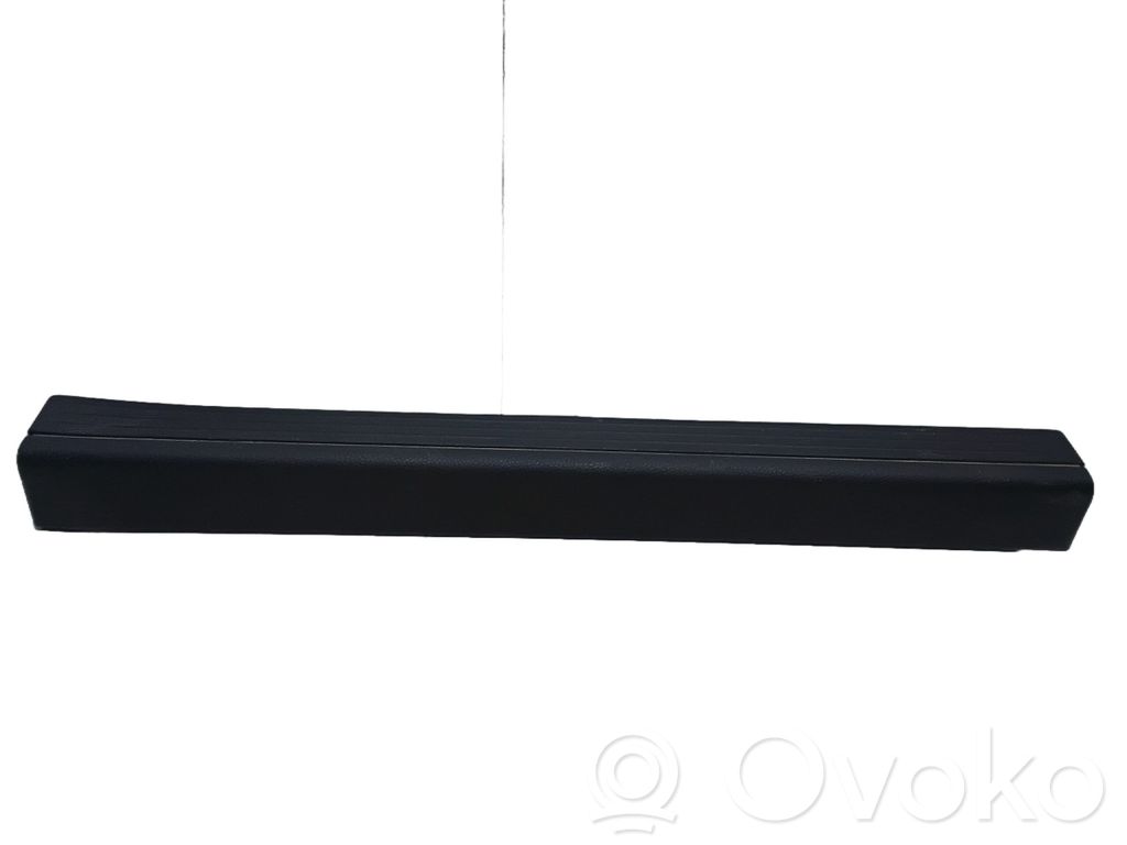 Mercedes-Benz C W204 Rivestimento sottoporta/minigonna laterale 