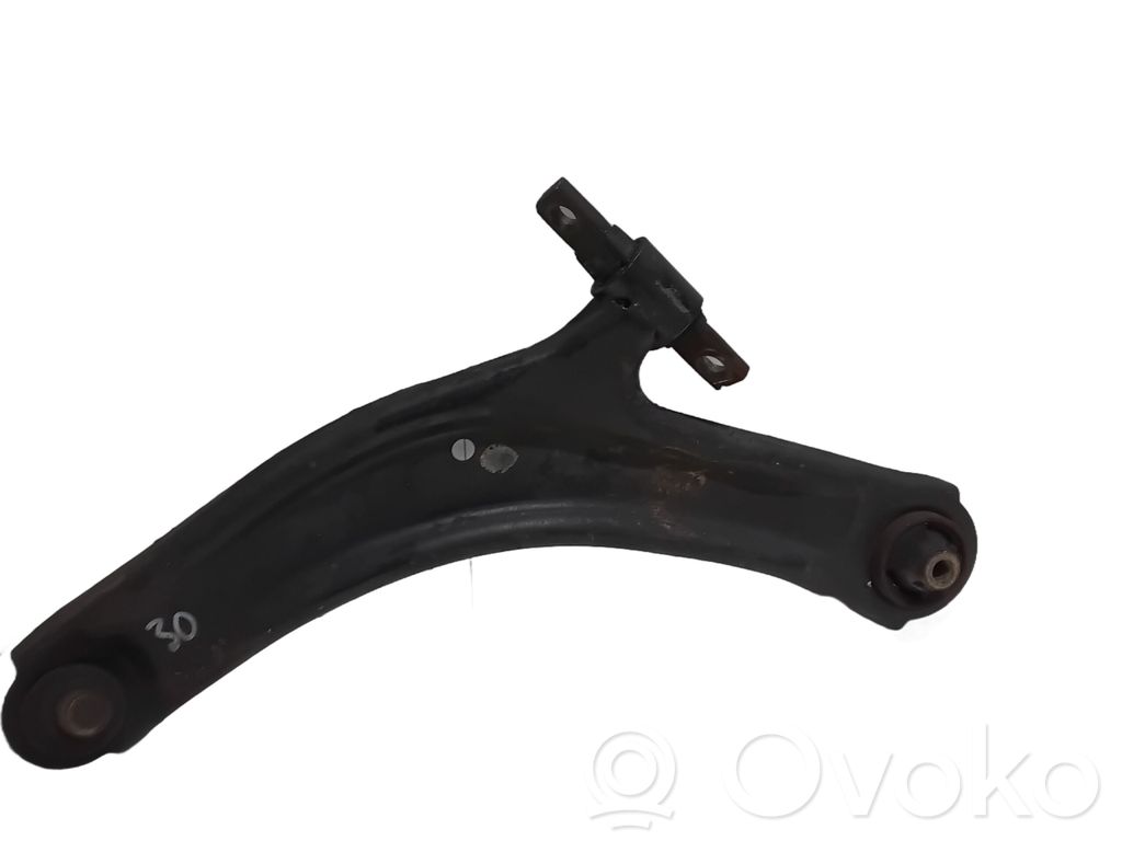Nissan Qashqai Braccio di controllo sospensione anteriore