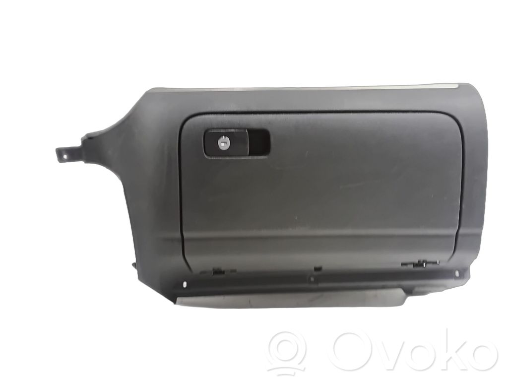 Volkswagen Jetta V Boite à gants