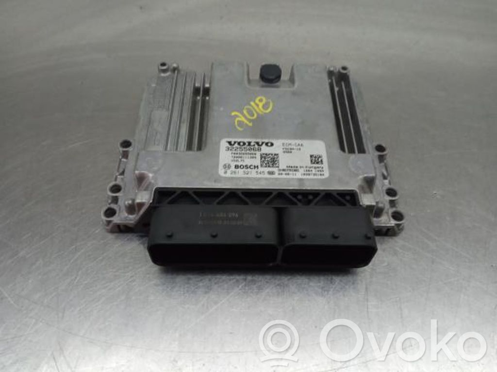 Volvo XC40 Engine control unit/module 