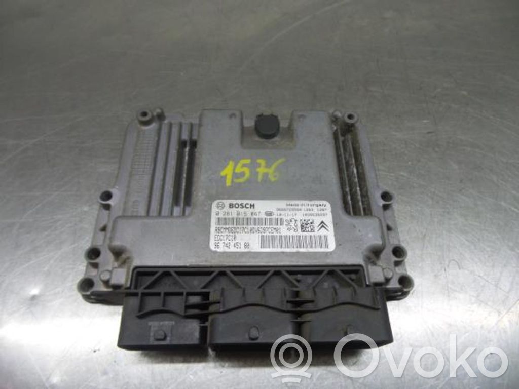 Engine control unit/module   0281015847,1039S39297,12631287,9666729580,9674245180,EDC17C10