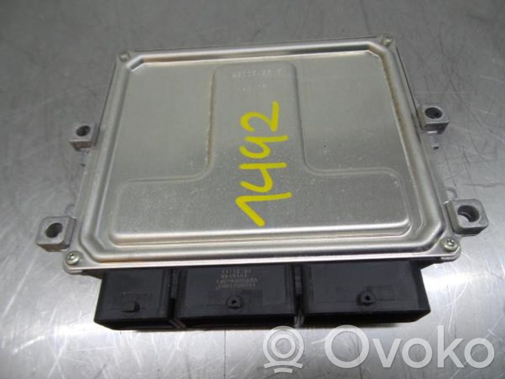 Engine control unit/module   237105499R,15060011,237106376R,V29067054A