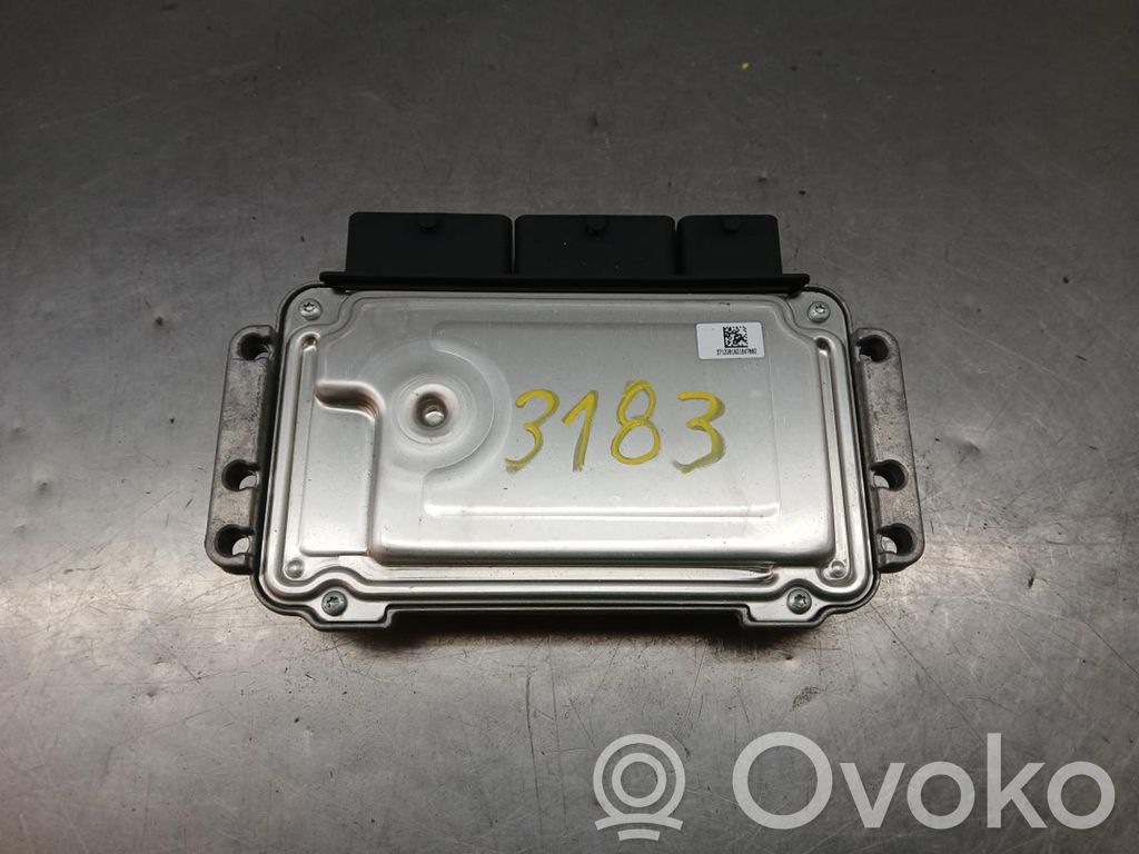 Renault Twingo III Engine control unit/module 