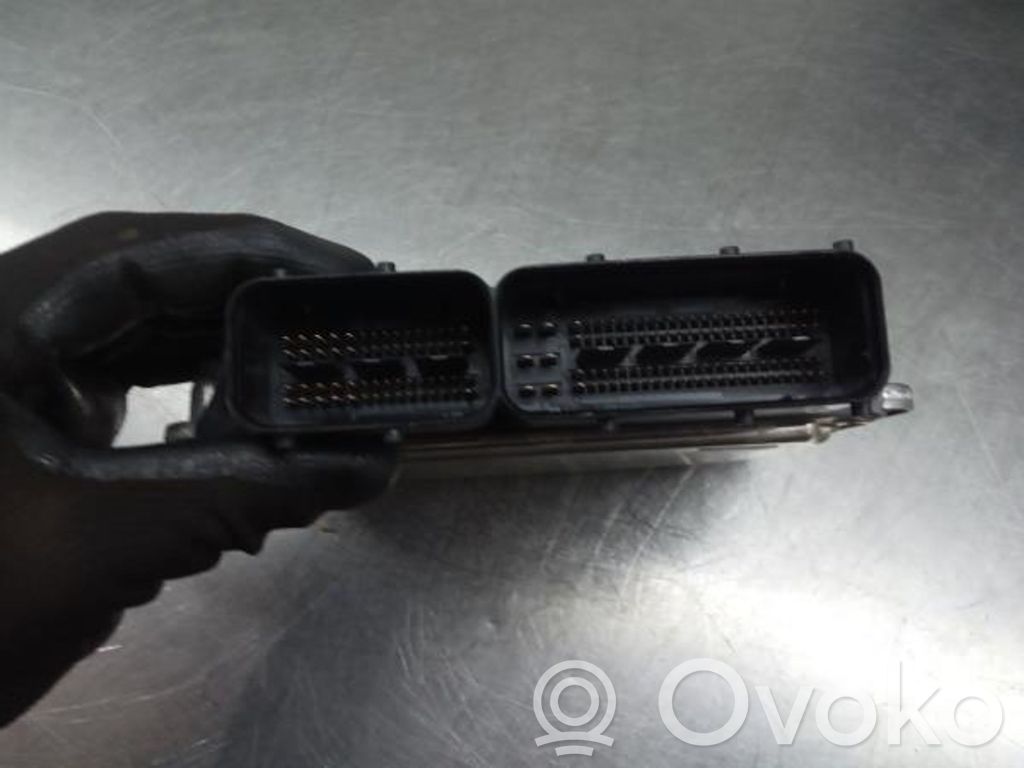 Engine control unit/module   04C907309BB,0261S17849