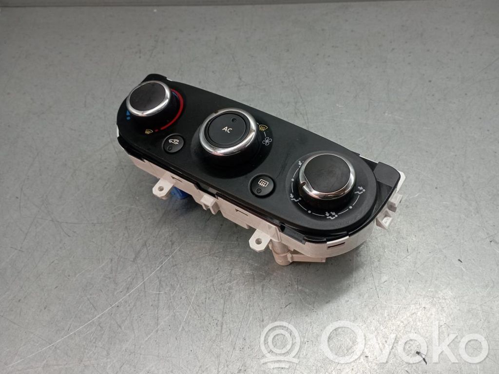 Climate control unit   T1019676Z,E1072485