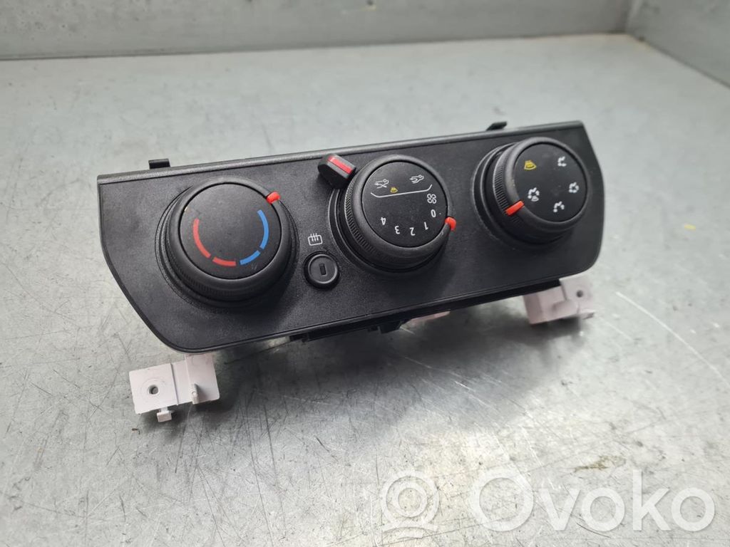 Dacia Sandero Unitate control climatizare 
