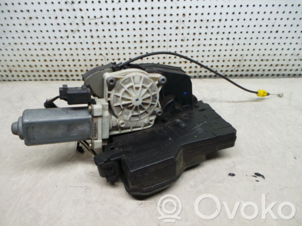 Etuoven lukko