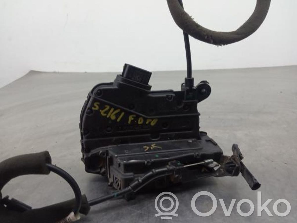Front door lock   805020401R