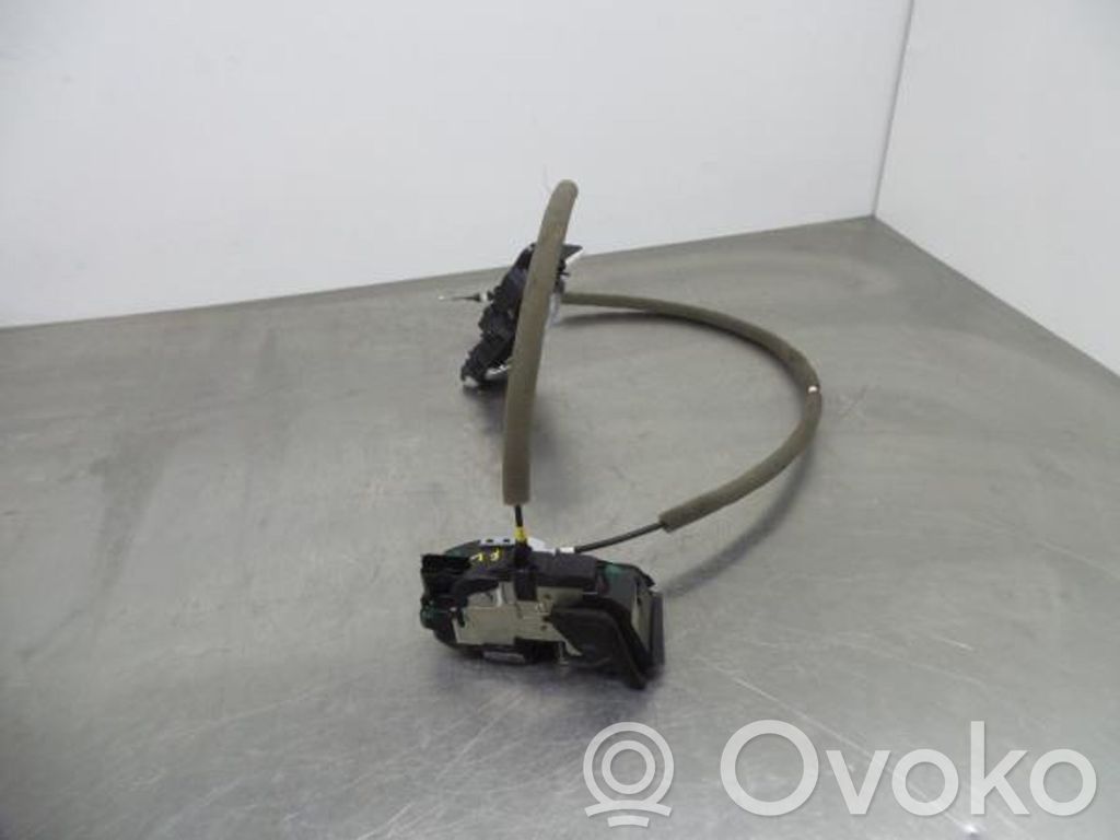 Renault Kadjar Front door lock 