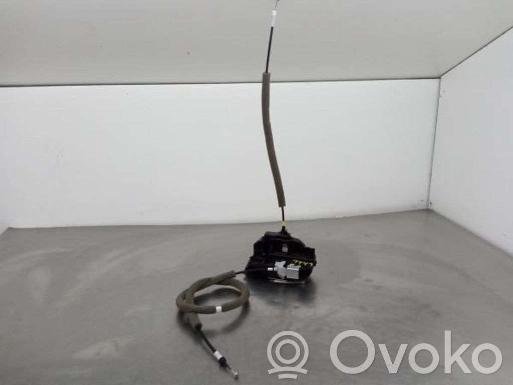 Renault Kadjar Front door lock 
