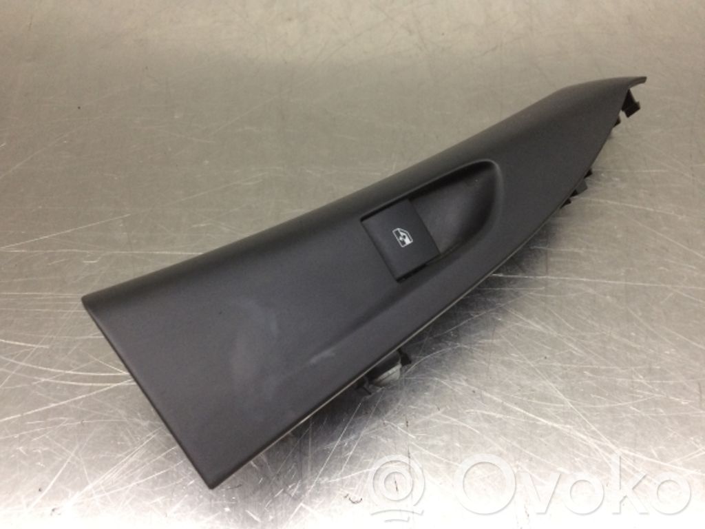 Electric window control switch   13301888,211410