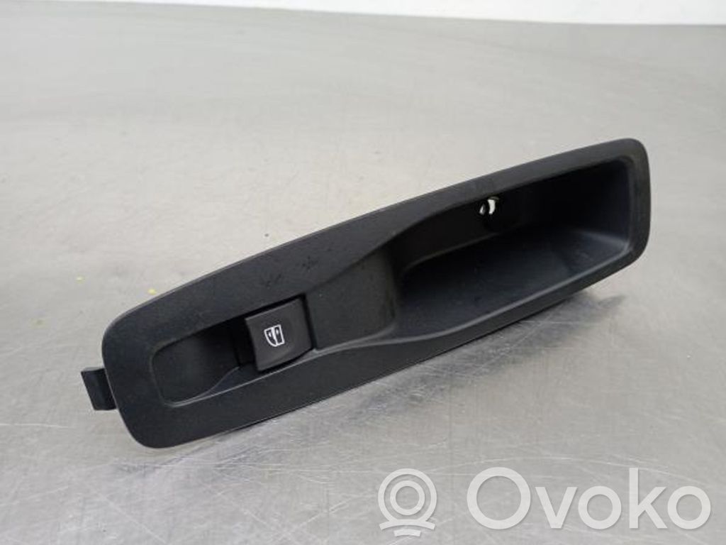 Renault Kadjar Electric window control switch 