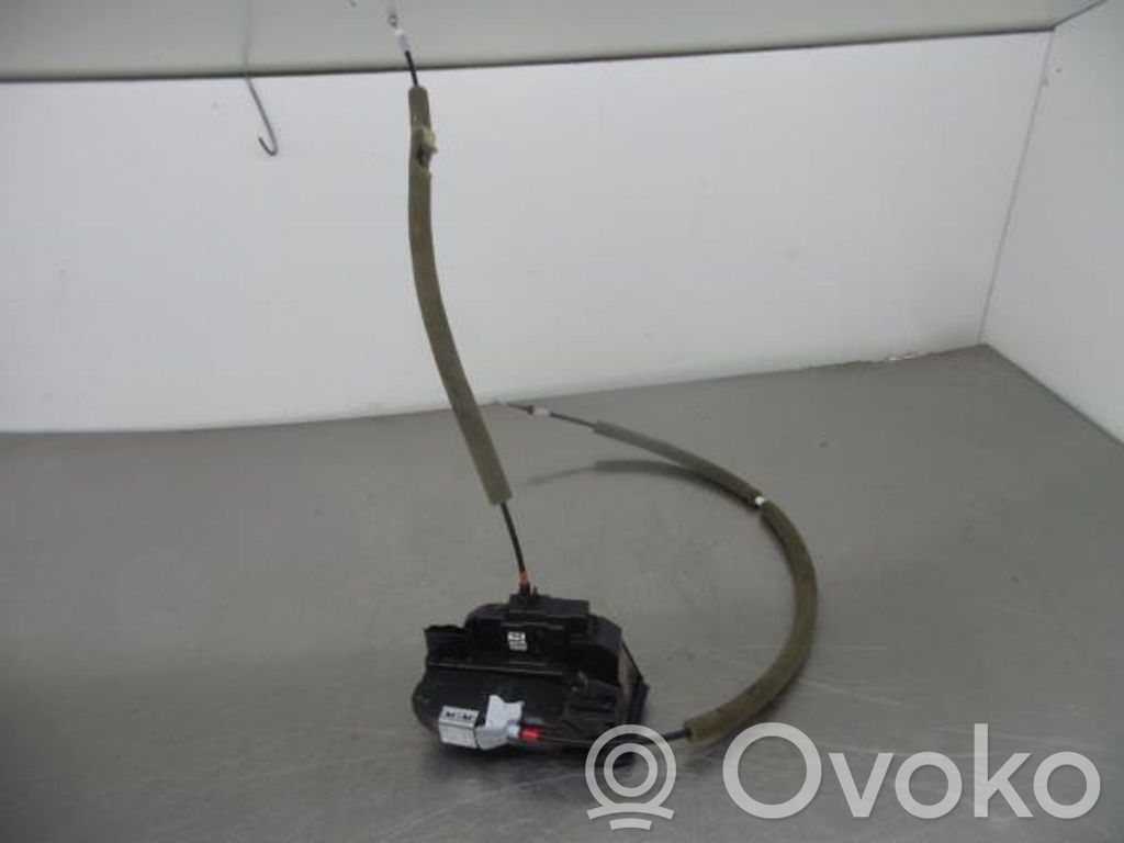 Nissan Qashqai Galinių durų spyna 