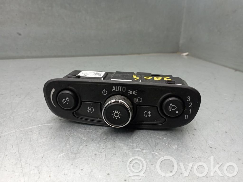 Opel Mokka Light switch 