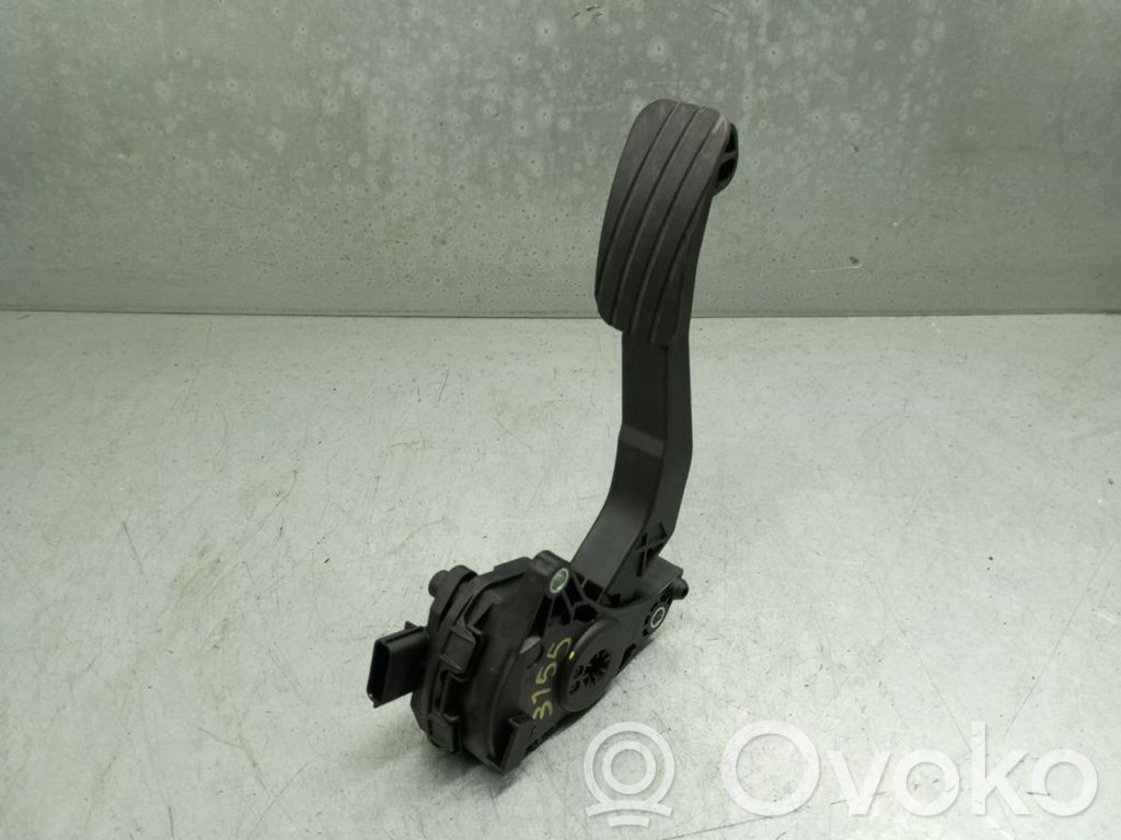 Accelerator throttle pedal   180101626R