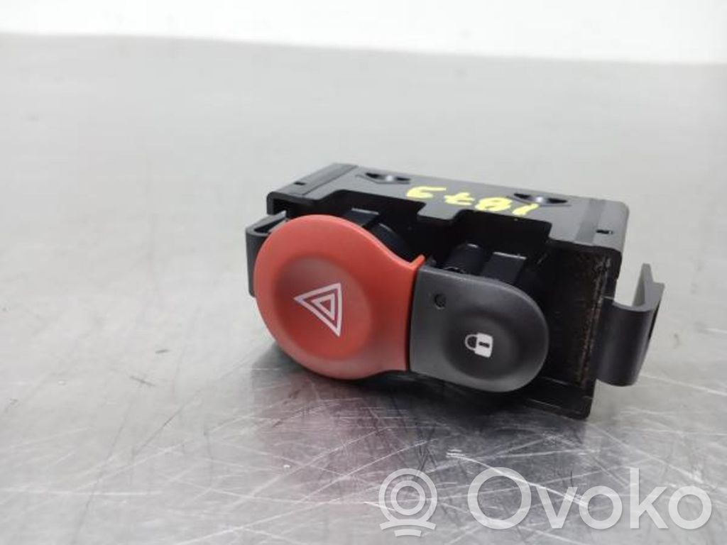 Hazard light switch   252105246R,0163