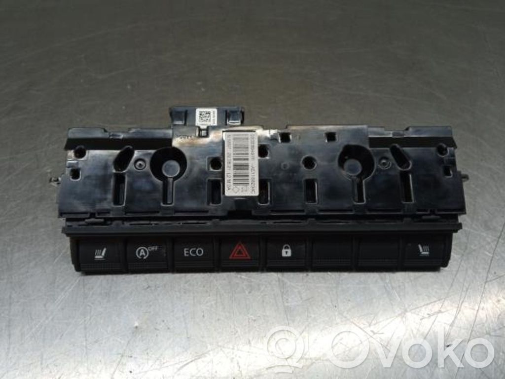 Hazard light switch   283E89497R,AE1168234C