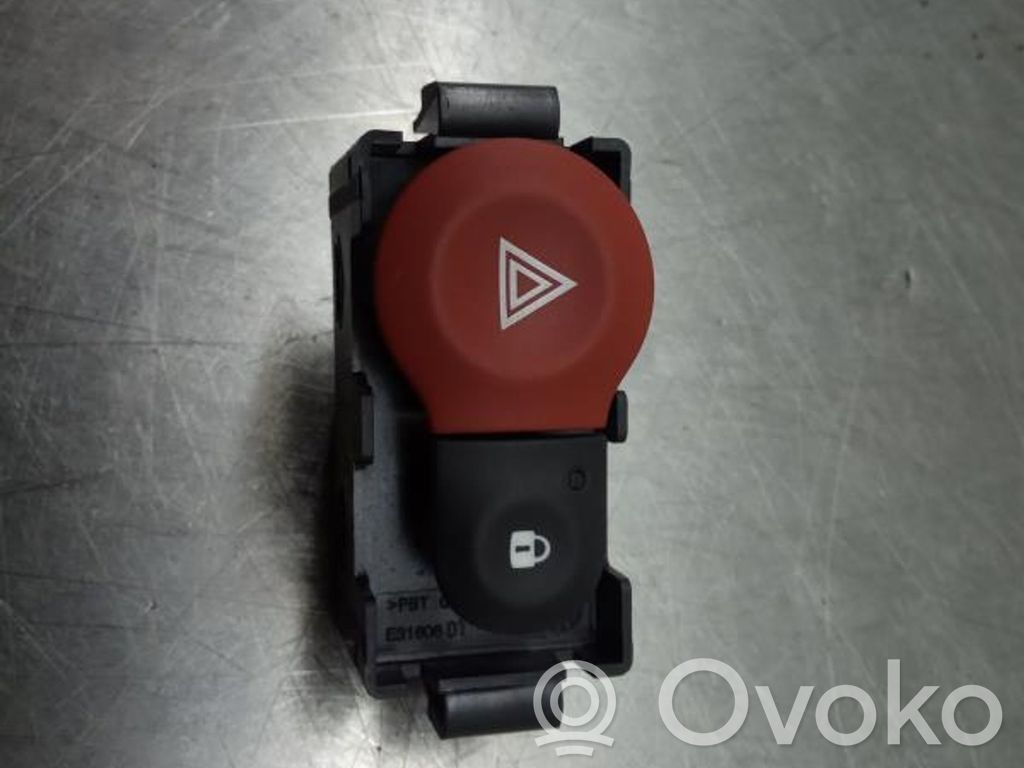 Botón interruptor de luz de peligro   FECHOCENTRAL
