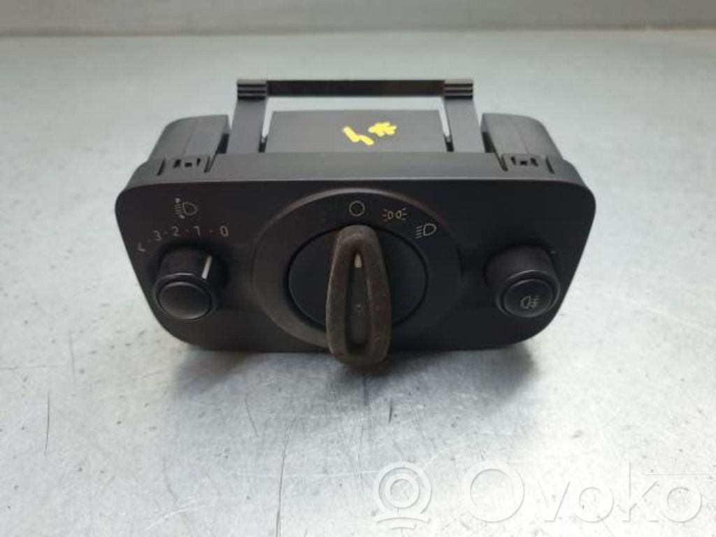 Ford Fiesta Light switch 