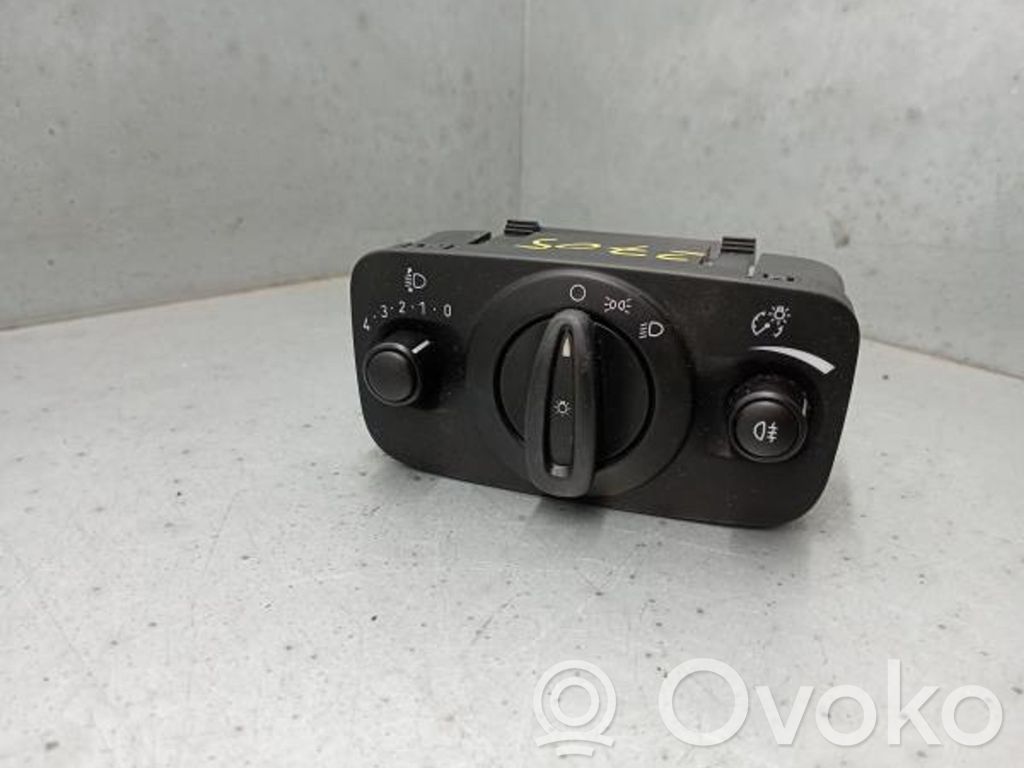 Light switch   10099372,C1BT13A024DB