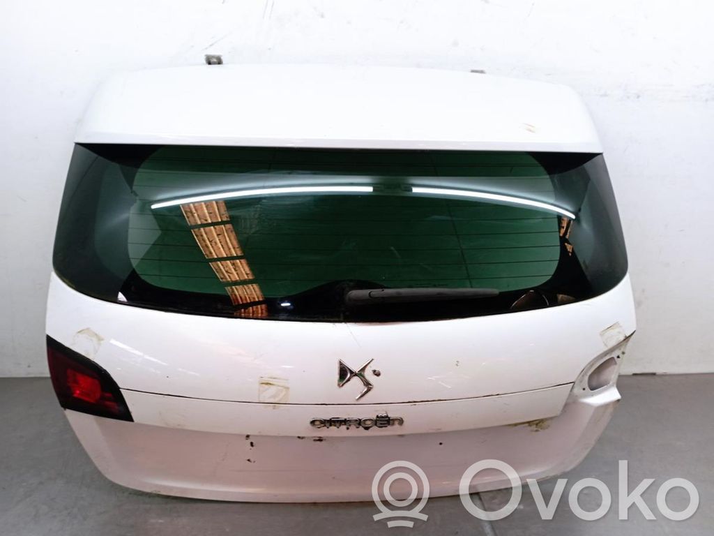 Tailgate/trunk/boot lid